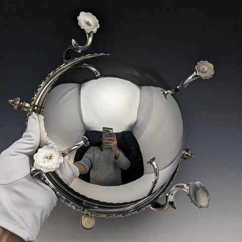 Around 1900 English antique silver plate breakfast dish MARTIN HALL